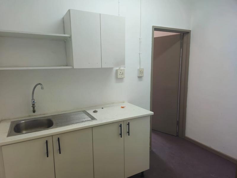 To Let commercial Property for Rent in Ndabeni Western Cape